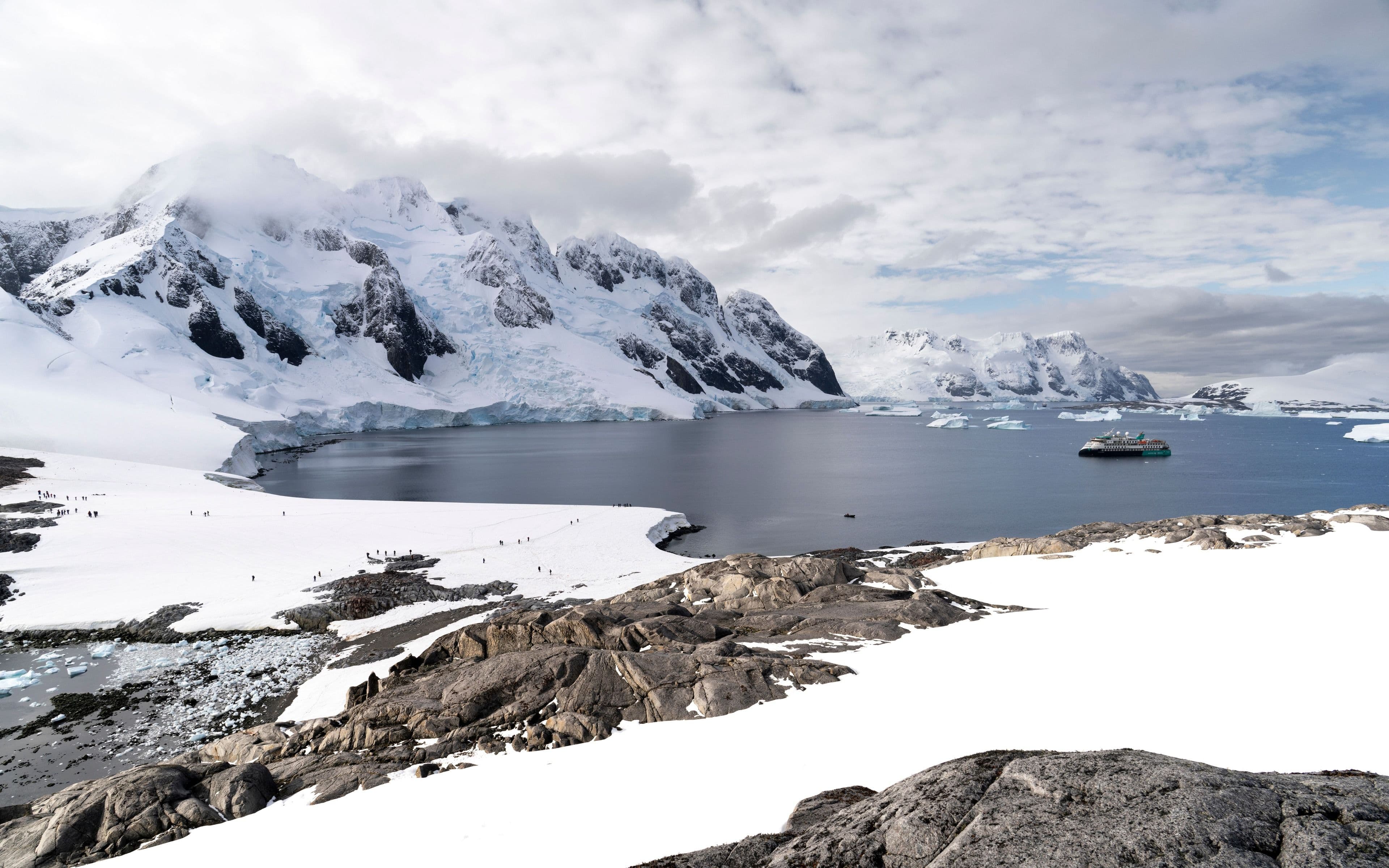 Crossing the Drake Passage