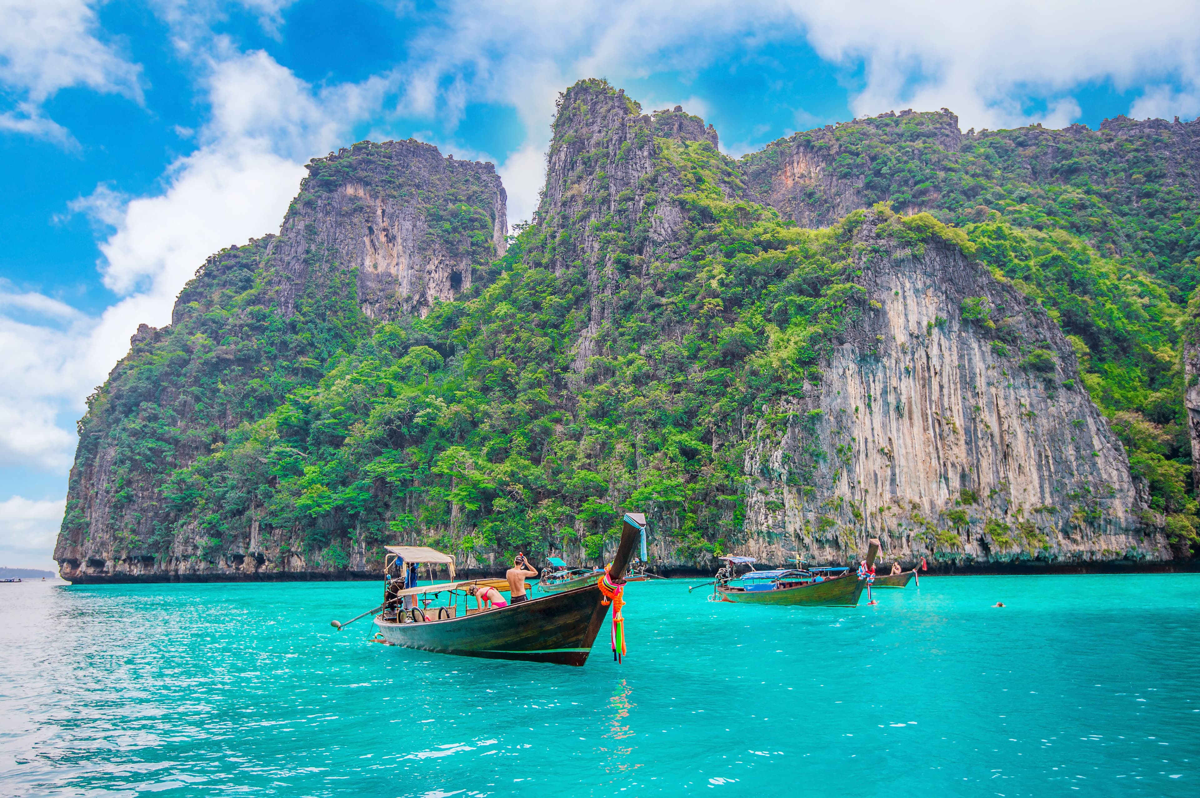 Islands by the Thousand, Ease by Default.